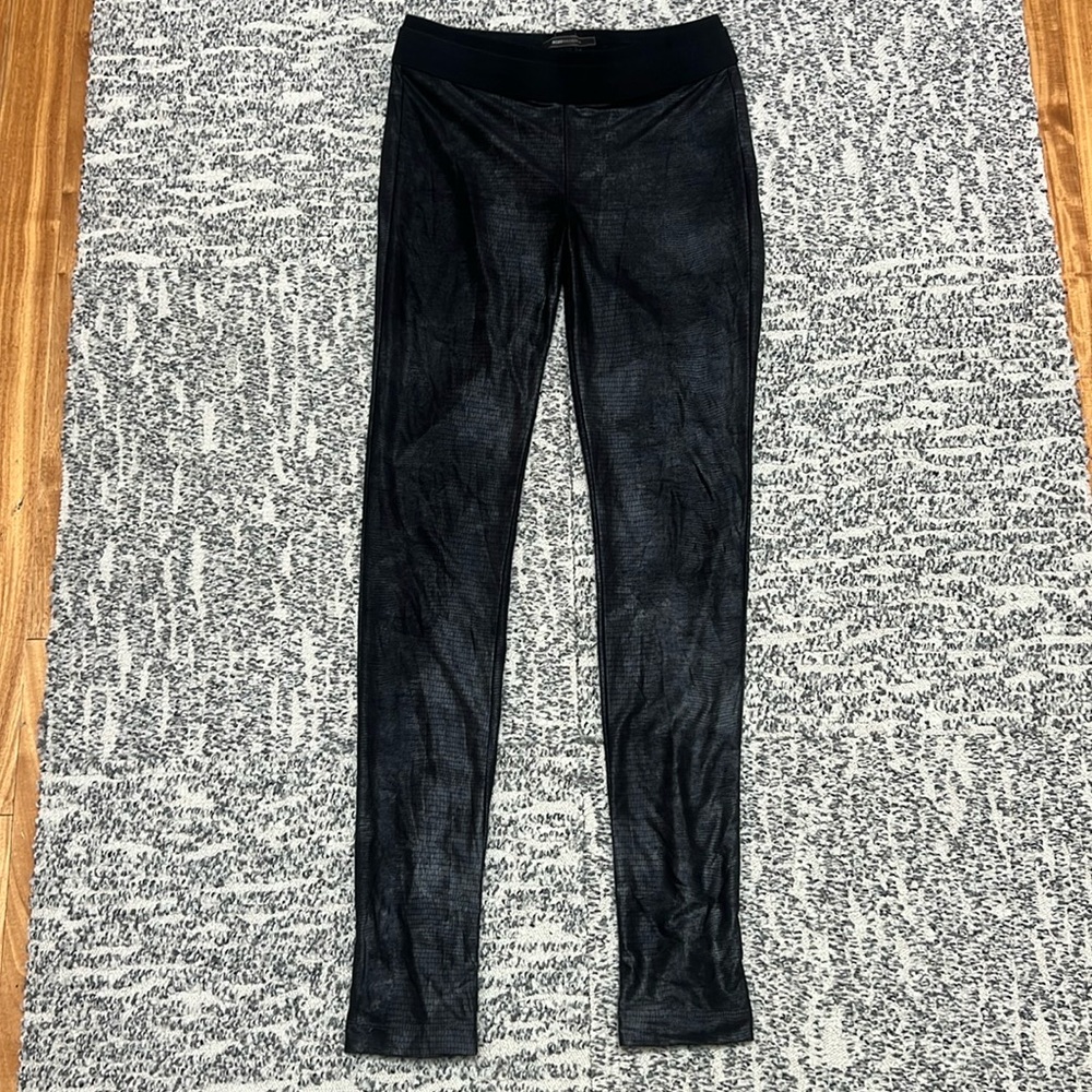 🔥 BCBG MaxAzria Gunmetal Black Ankle Zip Pants/Leggings Sz S